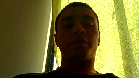 Snapshot of andres99gomez chatting on 07/06/26, 06:43 DrewDogg online show from 07/06/26, 06:43