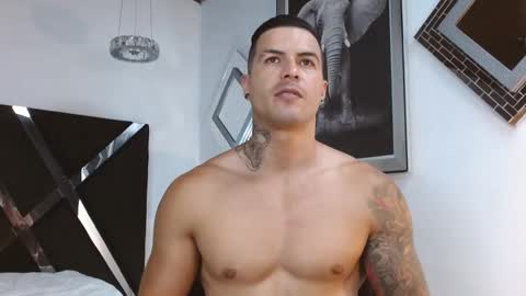 insta andres clark  online show from 02/08/25, 09:04