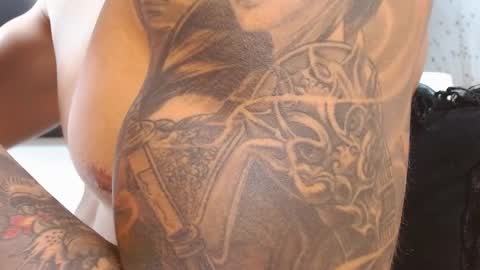 insta andres clark  online show from 02/12/25, 05:58