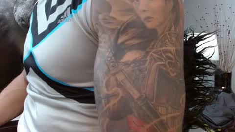 insta andres clark  online show from 02/15/25, 06:12