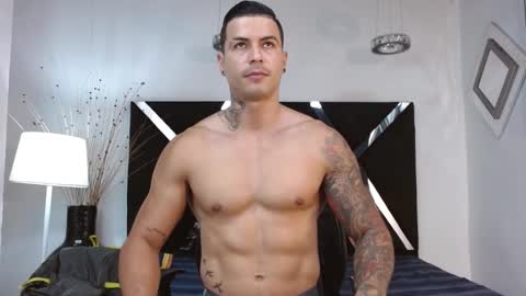 insta andres clark  online show from 03/05/25, 06:45