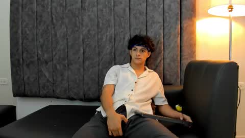 Snapshot of andres_cream chatting on 09/09/25, 05:07 andres_cream online show from 09/09/25, 05:07