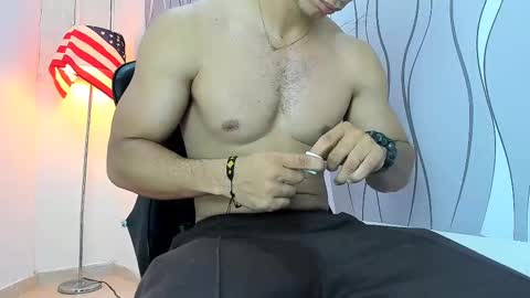 andres_stud online show from 02/03/25, 12:47