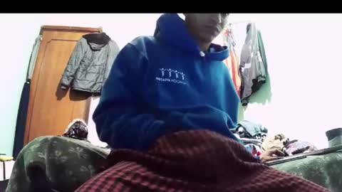 andrescaraballo18 online show from 04/20/26, 05:10