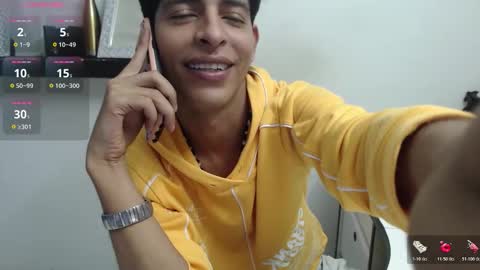 andrescoll25 online show from 03/19/26, 05:22