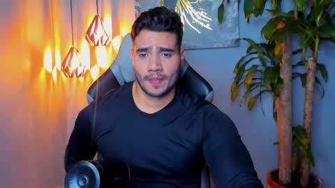 Andres online show from 10/18/25, 01:41