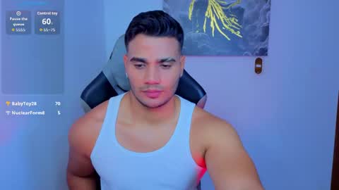 Snapshot of andresfiit chatting on 06/16/26, 12:35 Andres online show from 06/16/26, 12:35