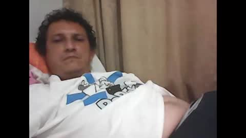 andresfloga online show from 10/27/25, 03:54