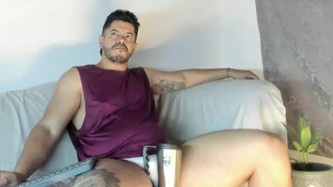 Snapshot of andressmith__ chatting on 04/27/26, 07:28 Andres online show from 04/27/26, 07:28