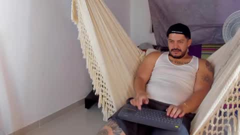 Snapshot of andressmith__ chatting on 06/04/26, 10:16 Andres online show from 06/04/26, 10:16