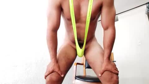 andreszapata23 online show from 11/17/25, 05:08