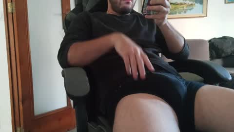 Snapshot of andreudickhard91 chatting on 12/05/24, 08:00 Andreu online show from 12/05/24, 08:00