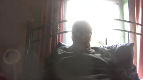 Snapshot of andrew160258 chatting on 03/28/26, 03:11 Andrew online show from 03/28/26, 03:11