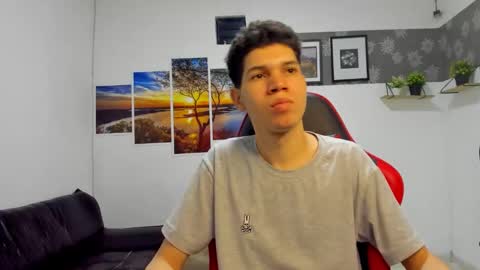 andrew_2811 online show from 11/02/25, 04:15