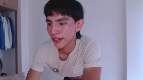 Snapshot of andrew_courtz chatting on 02/09/26, 07:40 Andrew Courtz online show from 02/09/26, 07:40