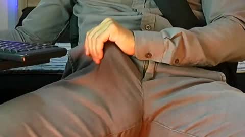 Andrew online show from 11/22/25, 03:27