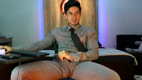 Andrew online show from 11/28/25, 03:31