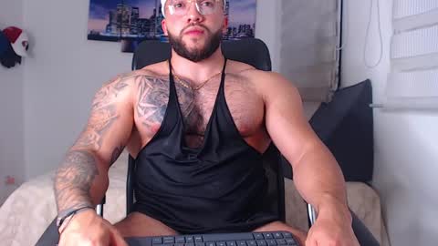 andrew_holden__ online show from 09/17/25, 12:45