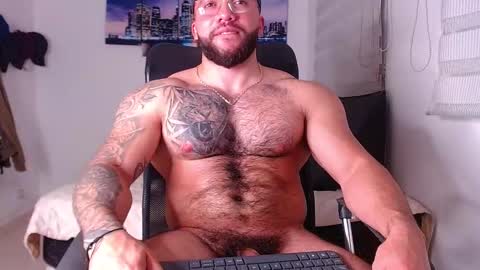 andrew_holden__ online show from 10/03/25, 01:02