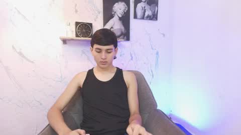 andrew restrepo online show from 04/08/26, 10:54