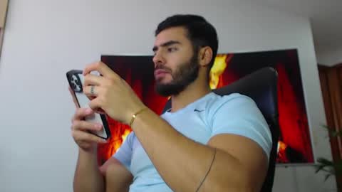 ANDREW WEST online show from 02/10/25, 03:42