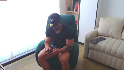 Andrew online show from 01/12/25, 02:19