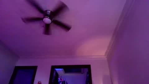 Snapshot of andrewgennie chatting on 02/21/26, 09:21 andrewgennie online show from 02/21/26, 09:21