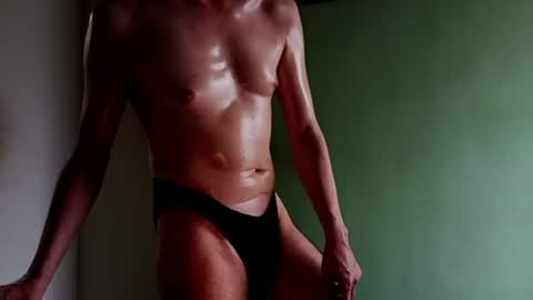 Snapshot of andrewmature chatting on 07/27/26, 07:10 andrewmature online show from 07/27/26, 07:10
