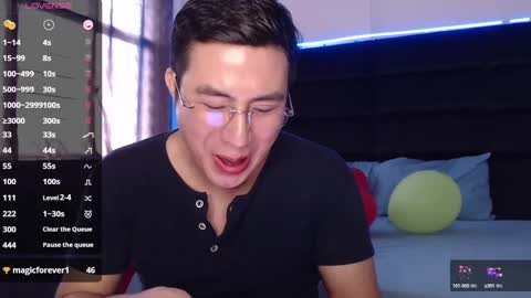 andrewmhilton_ online show from 02/23/25, 08:11