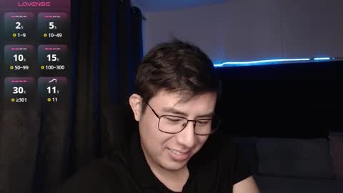 andrewmhilton_ online show from 11/28/25, 07:33