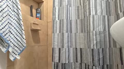 andrewo42601 online show from 11/12/25, 10:09