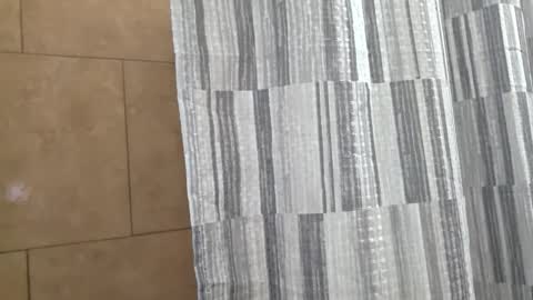 andrewo42601 online show from 12/16/25, 11:54