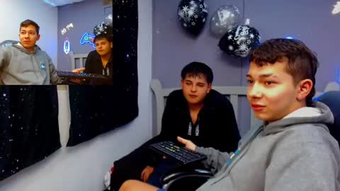 ANDREW online show from 01/11/25, 03:44