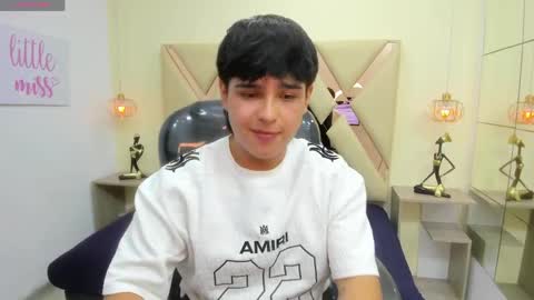 ANDREW online show from 04/11/26, 01:37