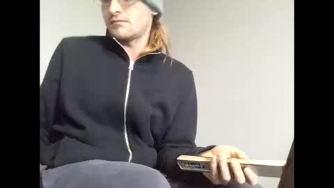 andrewwhitby online show from 12/15/25, 11:25