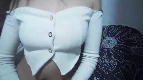 Snapshot of andriana05 chatting on 02/23/26, 01:25 Andriana05 online show from 02/23/26, 01:25