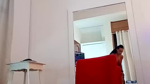 Snapshot of androgena32 chatting on 11/14/25, 01:10 androgena32 online show from 11/14/25, 01:10