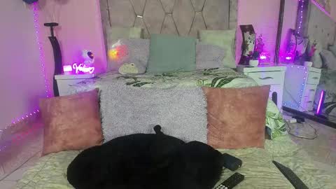 vero paez online show from 09/23/25, 02:47