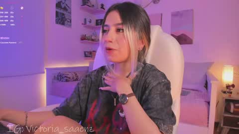 Victoria Senz  online show from 05/08/26, 03:39