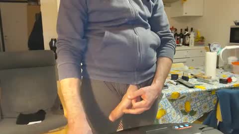 androx77 online show from 02/11/25, 05:18