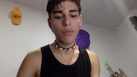 andryt31135 online show from 05/17/26, 04:54