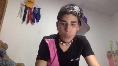 andryt31135 online show from 05/18/26, 04:29