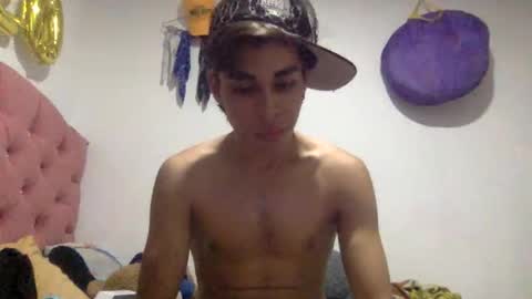 andryt31135 online show from 05/22/26, 02:08