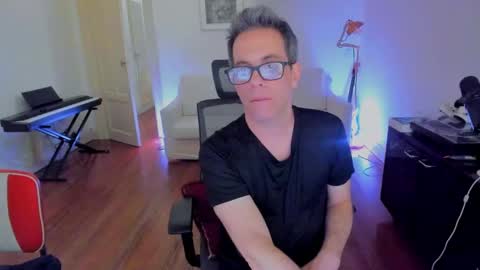 Snapshot of andy0pandi chatting on 12/07/24, 10:56 Andrew online show from 12/07/24, 10:56