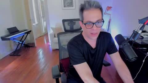 Snapshot of andy0pandi chatting on 12/07/24, 02:13 Andrew online show from 12/07/24, 02:13