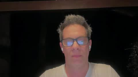 Snapshot of andy0pandi chatting on 01/22/25, 07:14 Andrew online show from 01/22/25, 07:14