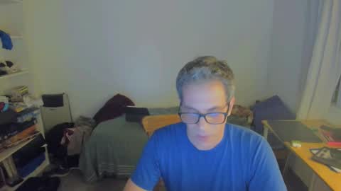 Snapshot of andy0pandi chatting on 01/30/25, 03:00 Andrew online show from 01/30/25, 03:00