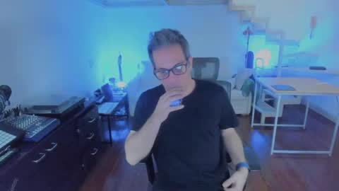 Andrew online show from 11/18/25, 03:34