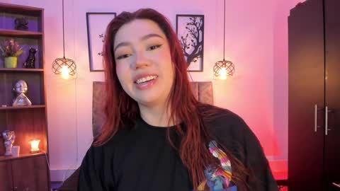 Snapshot of andy_and_emma chatting on 02/01/25, 12:47 andy_and_emma online show from 02/01/25, 12:47