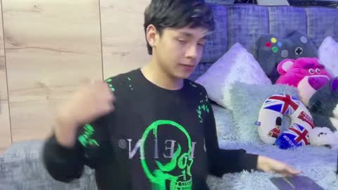 Andy online show from 02/04/25, 01:06